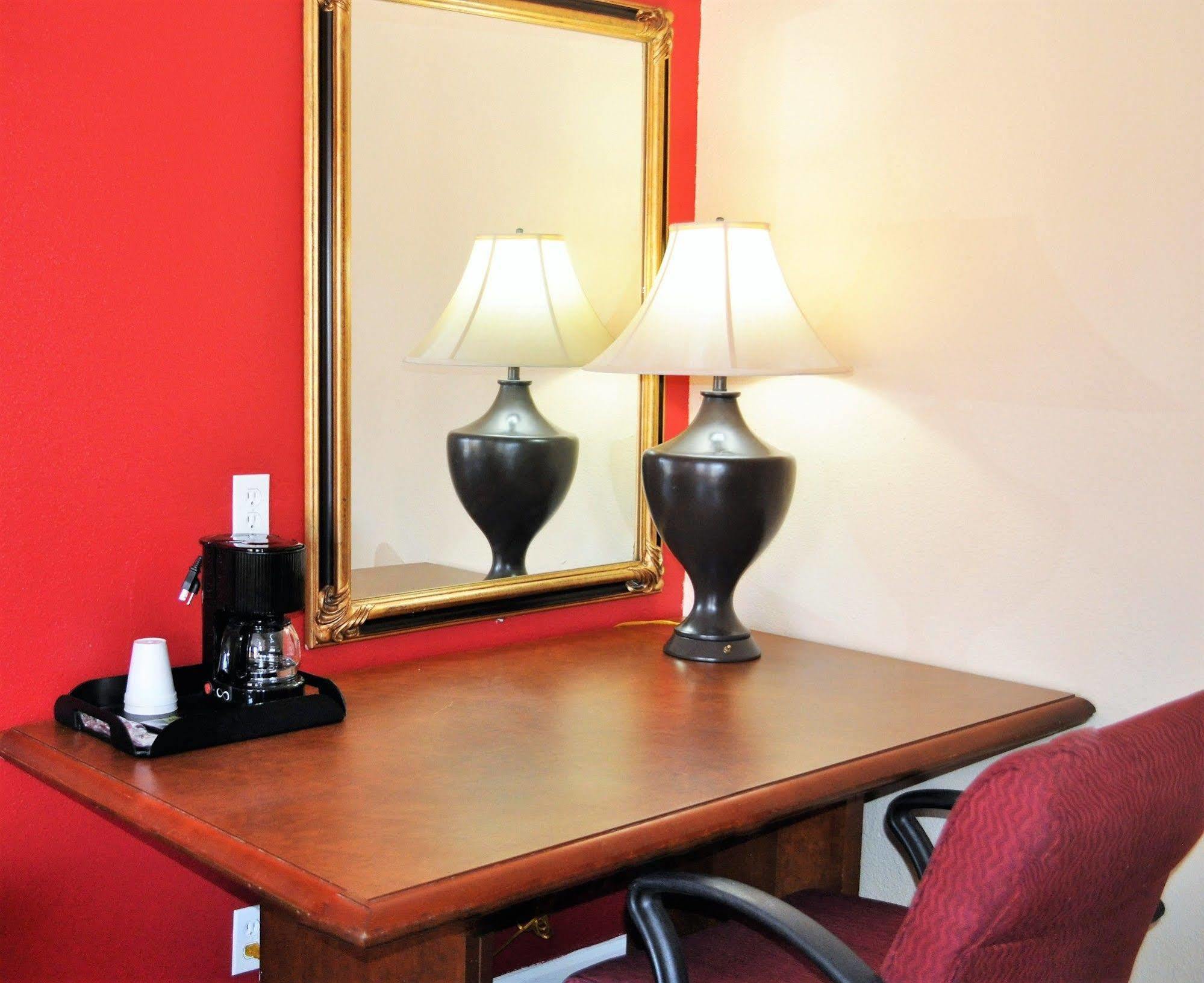 A Nights Inn Ridgecrest Luaran gambar