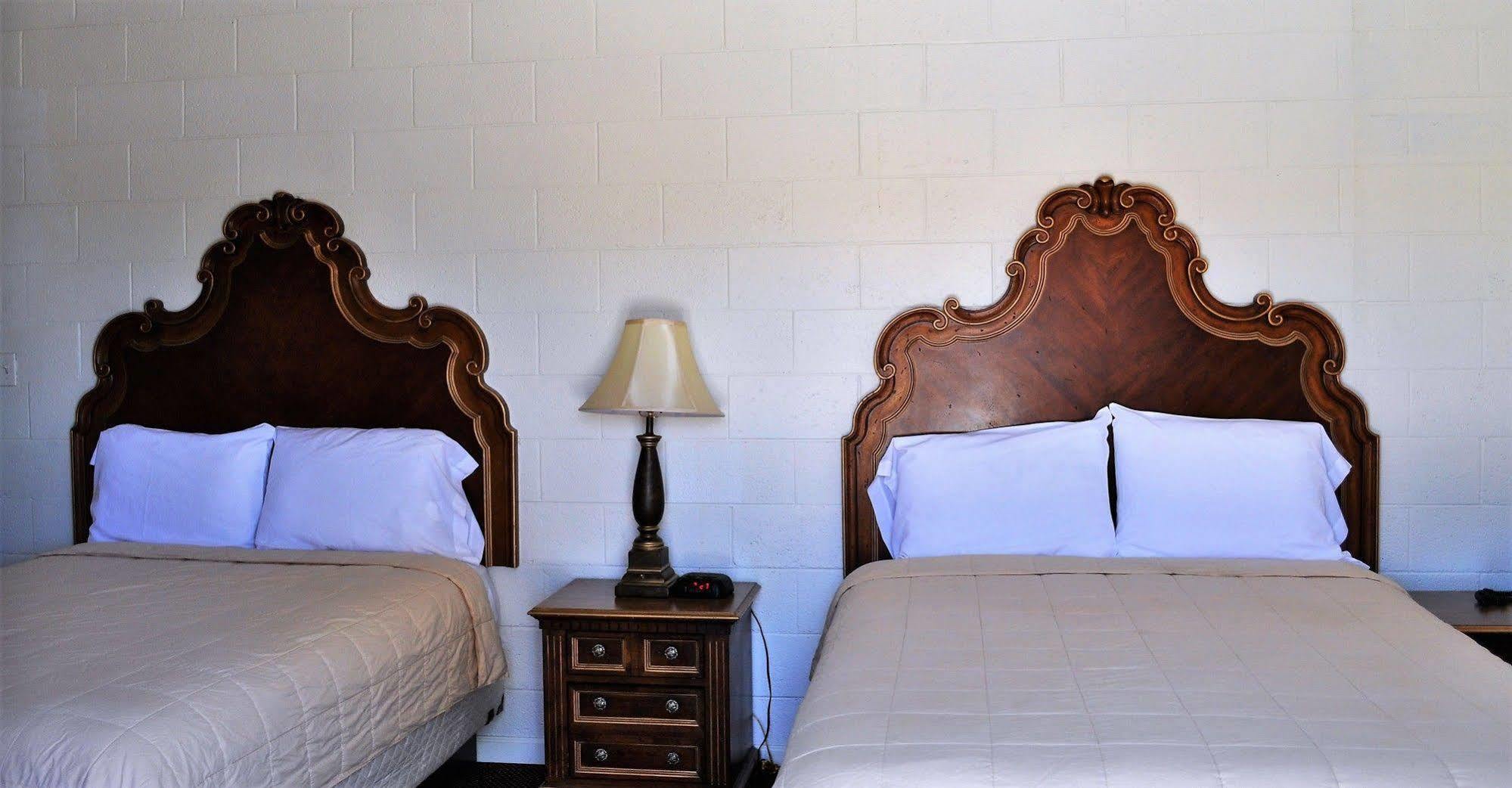 A Nights Inn Ridgecrest Luaran gambar